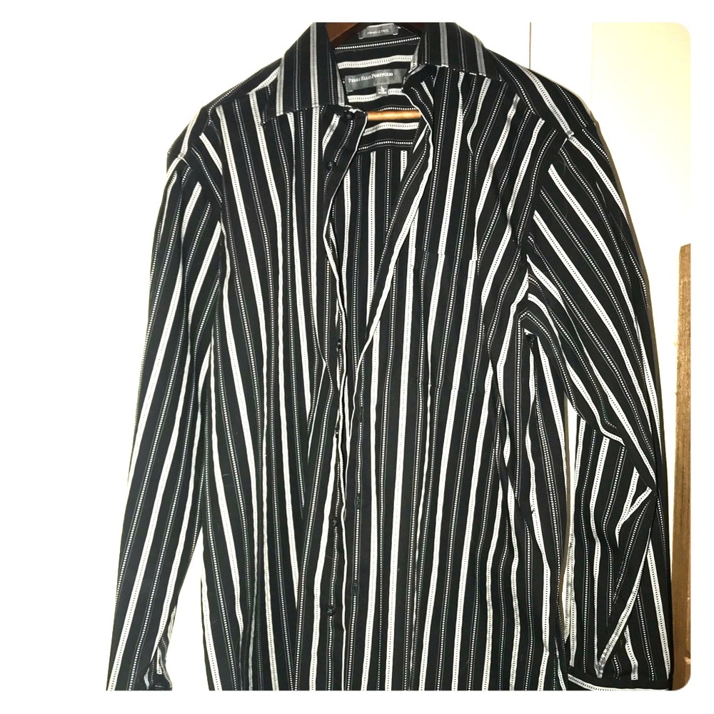 Men’s Perry Ellis Dress Shirt
